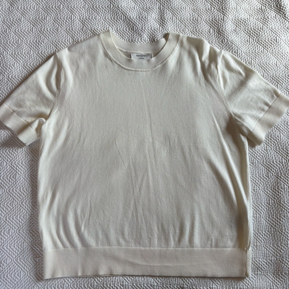 Banana Republic Ivory Crewneck Sweater
